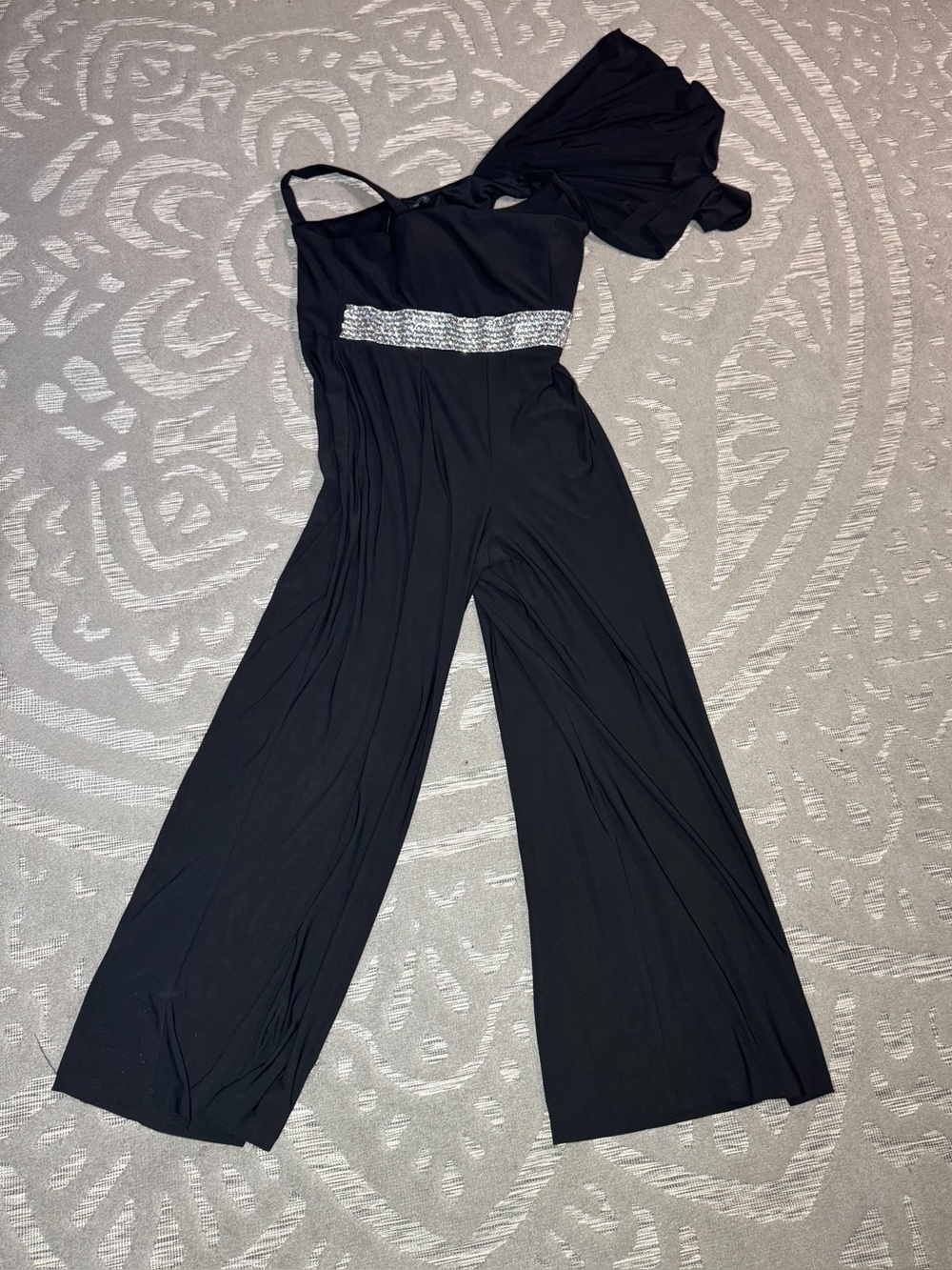 R&M Richards Black One-Shoulder Jumpsuit